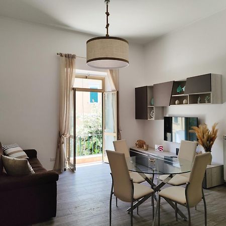 Апартаменти Anzio Pitti House Екстер'єр фото